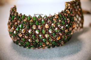 Caprcie bracelet in gold and green