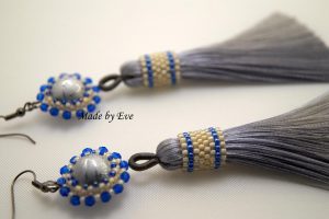 earings with a tassel