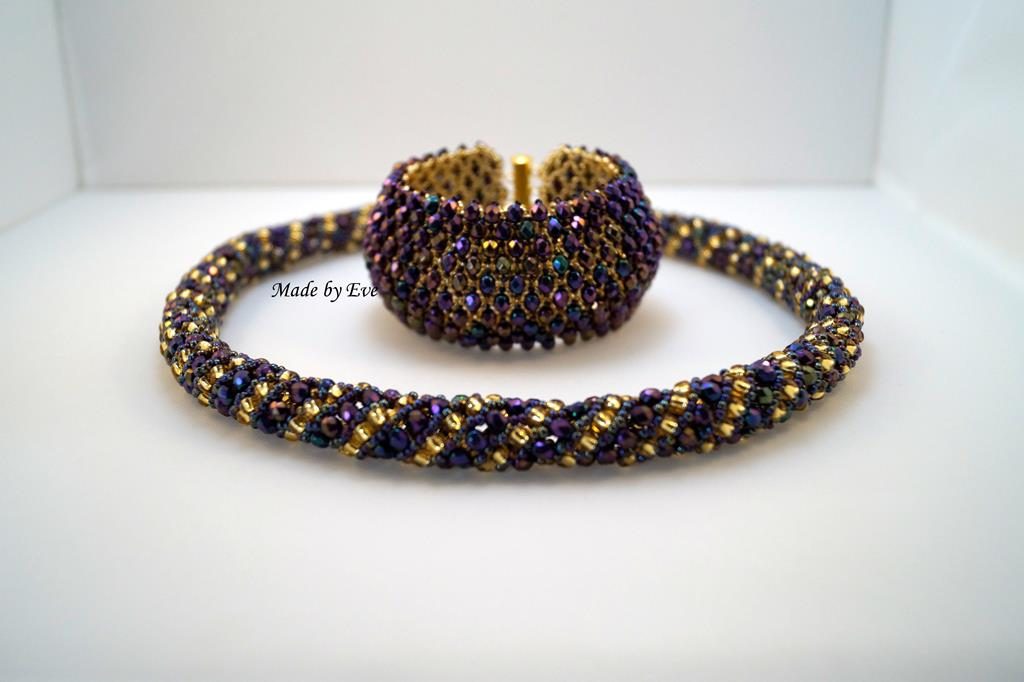 Gold and purple jewelry set “Magdalena”