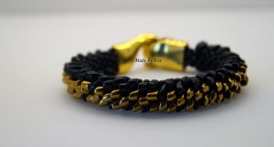 Black and gold snake set